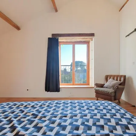 Belle Maison En Pierres Avec Piscine Lejlighed