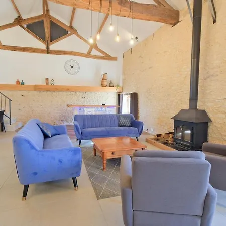 Belle Maison En Pierres Avec Piscine Lejlighed