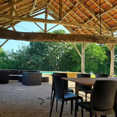 Belle Maison En Pierres Avec Piscine Brantôme