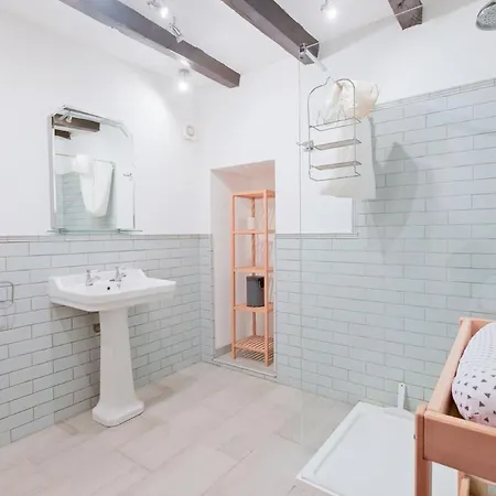 Belle Maison En Pierres Avec Piscine