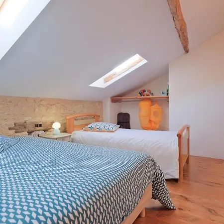 Belle Maison En Pierres Avec Piscine *