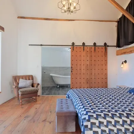Belle Maison En Pierres Avec Piscine Brantôme